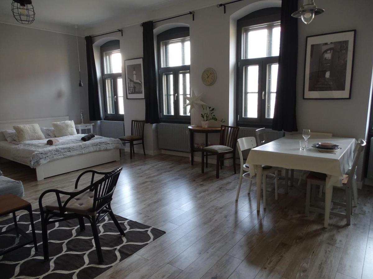Ovaros Apartman 维斯普雷姆 外观 照片