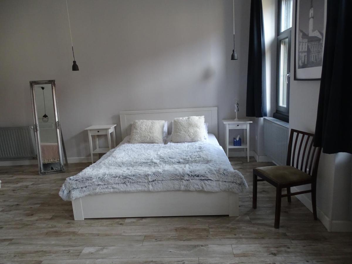 Ovaros Apartman 维斯普雷姆 外观 照片