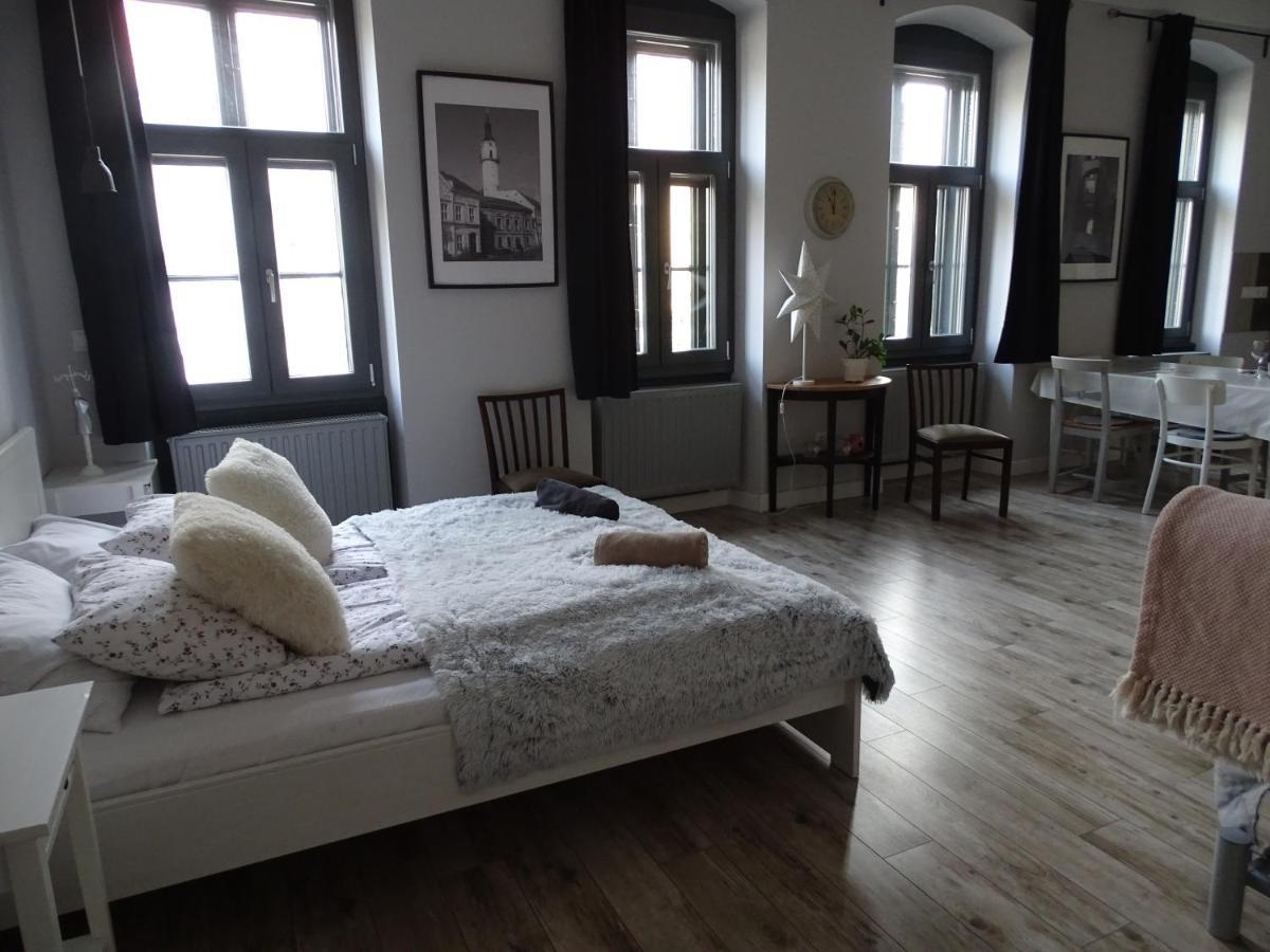 Ovaros Apartman 维斯普雷姆 外观 照片