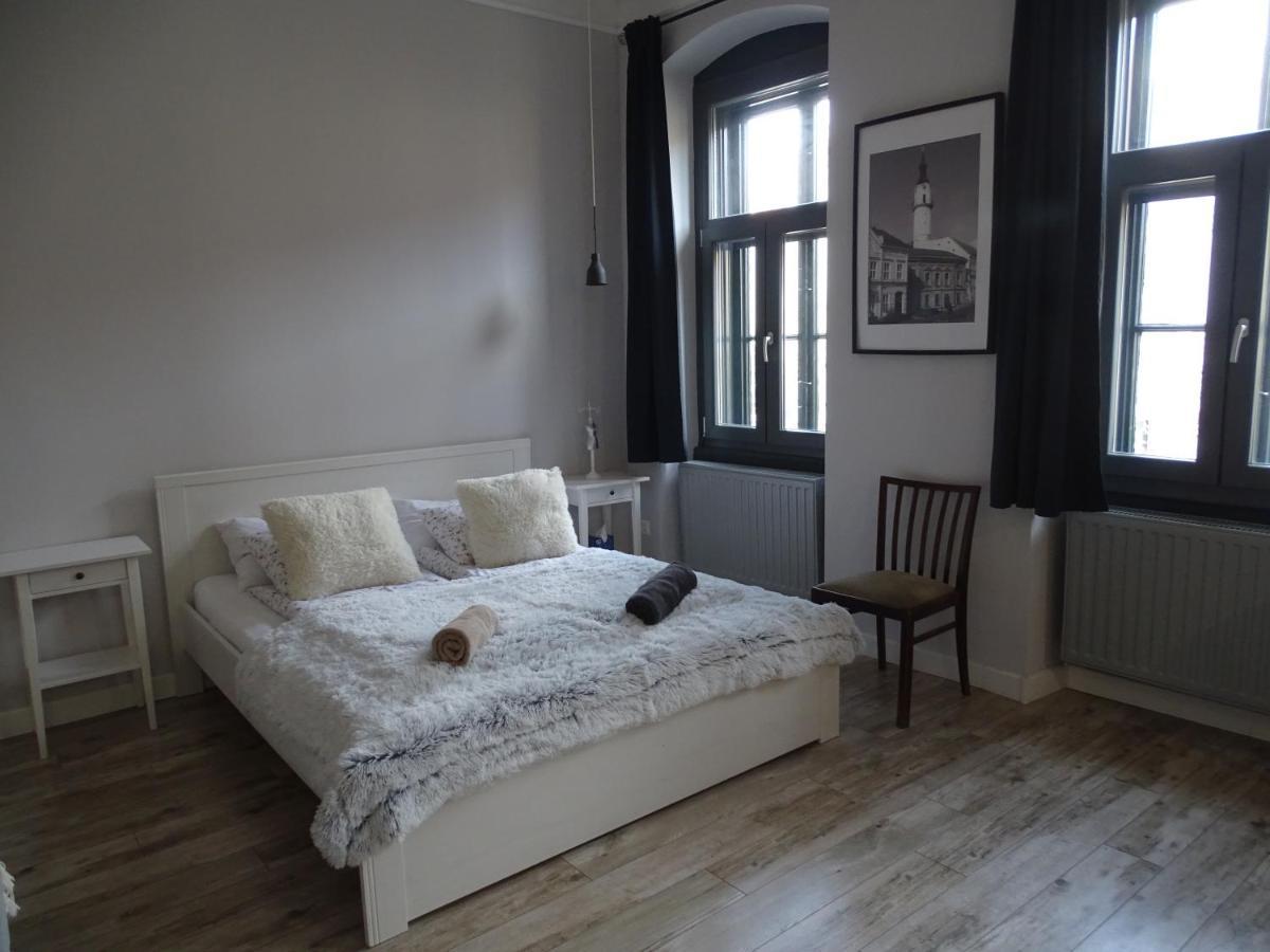 Ovaros Apartman 维斯普雷姆 外观 照片