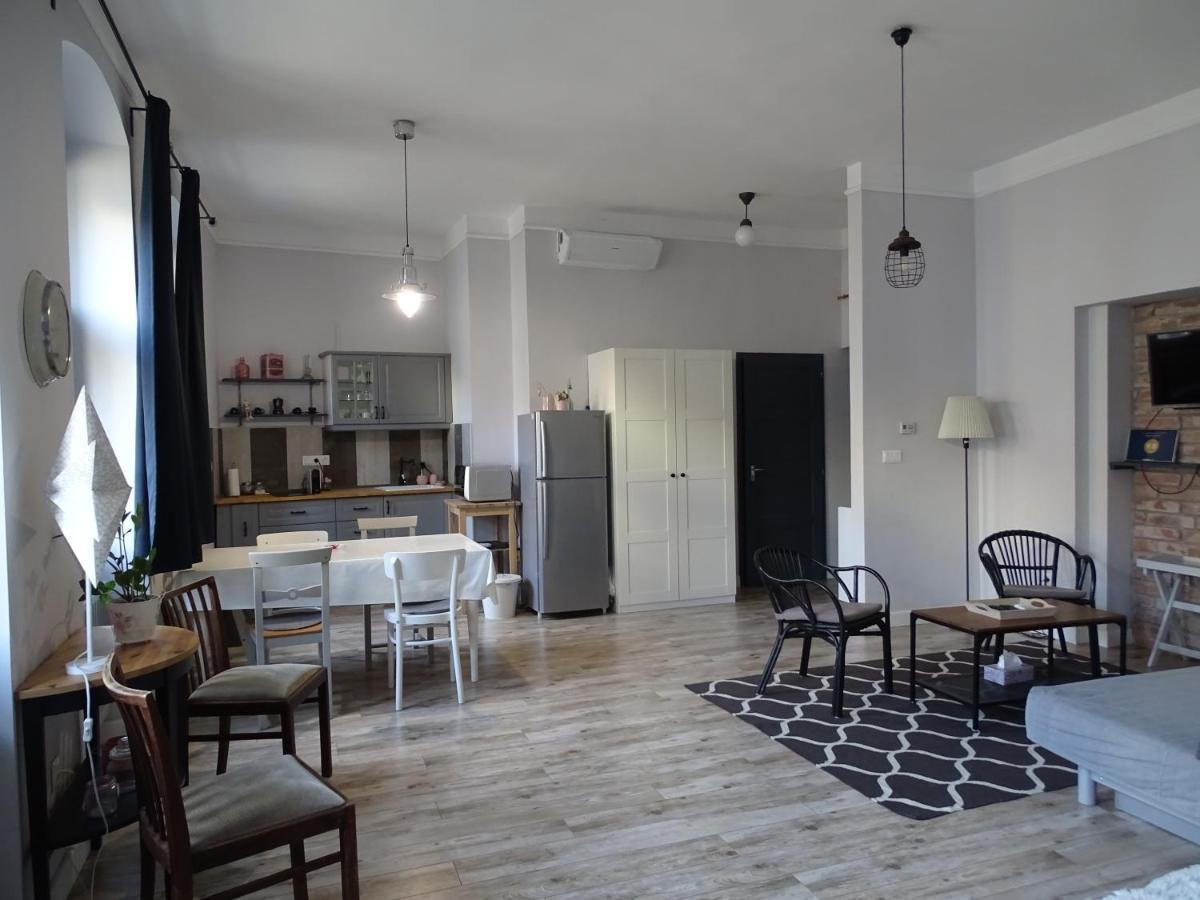 Ovaros Apartman 维斯普雷姆 外观 照片