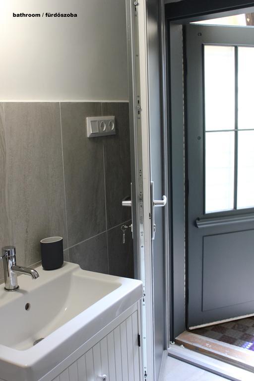 Ovaros Apartman 维斯普雷姆 外观 照片