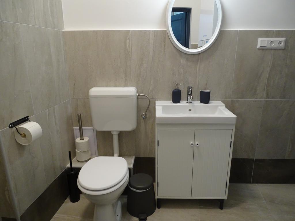 Ovaros Apartman 维斯普雷姆 外观 照片