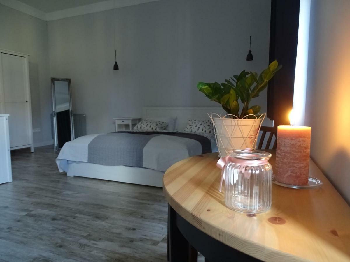 Ovaros Apartman 维斯普雷姆 外观 照片